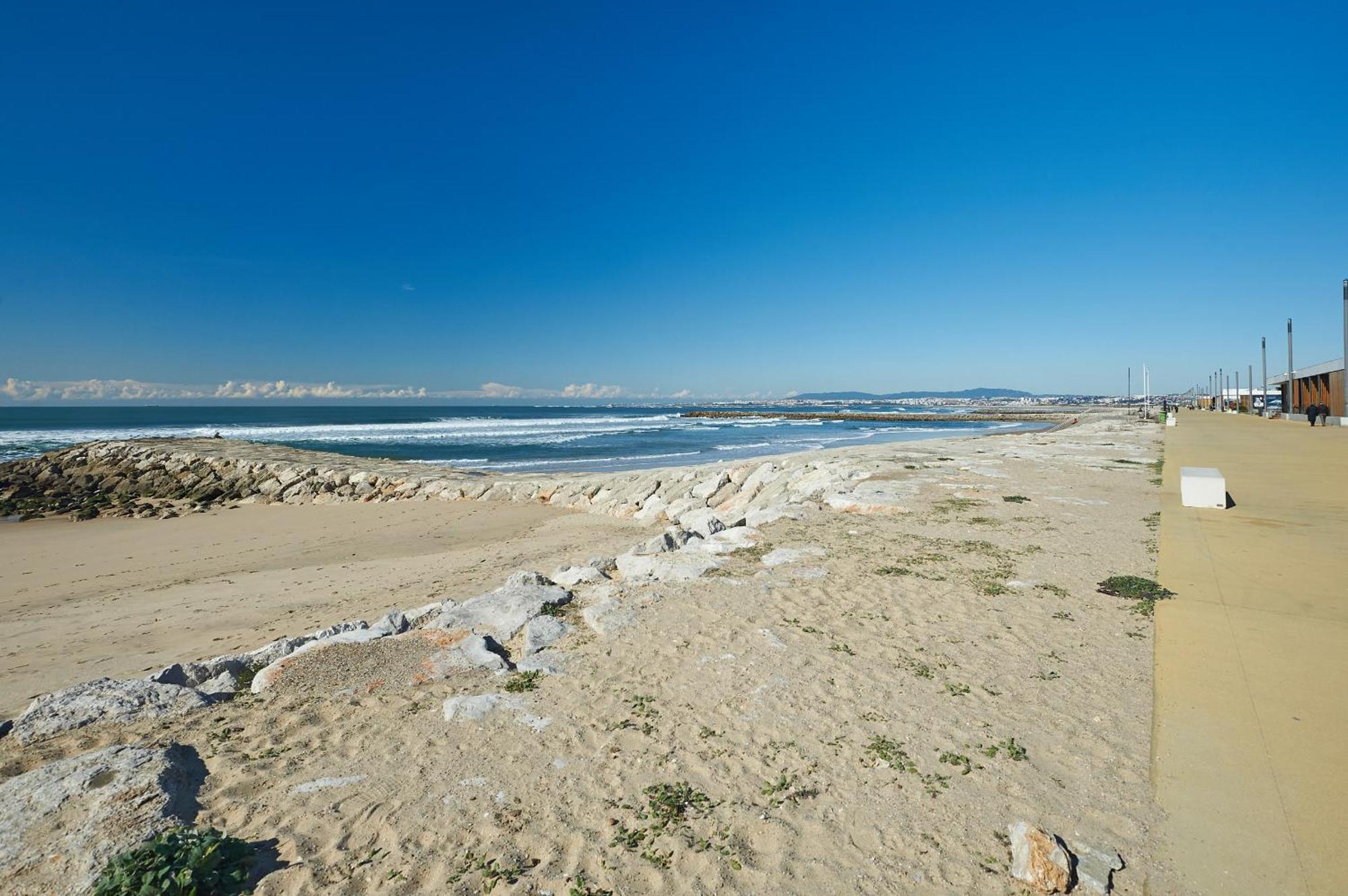 Beguest Beachfront Apartment Caparica Lisbon กอสตา ดา กาปาริกา ภายนอก รูปภาพ