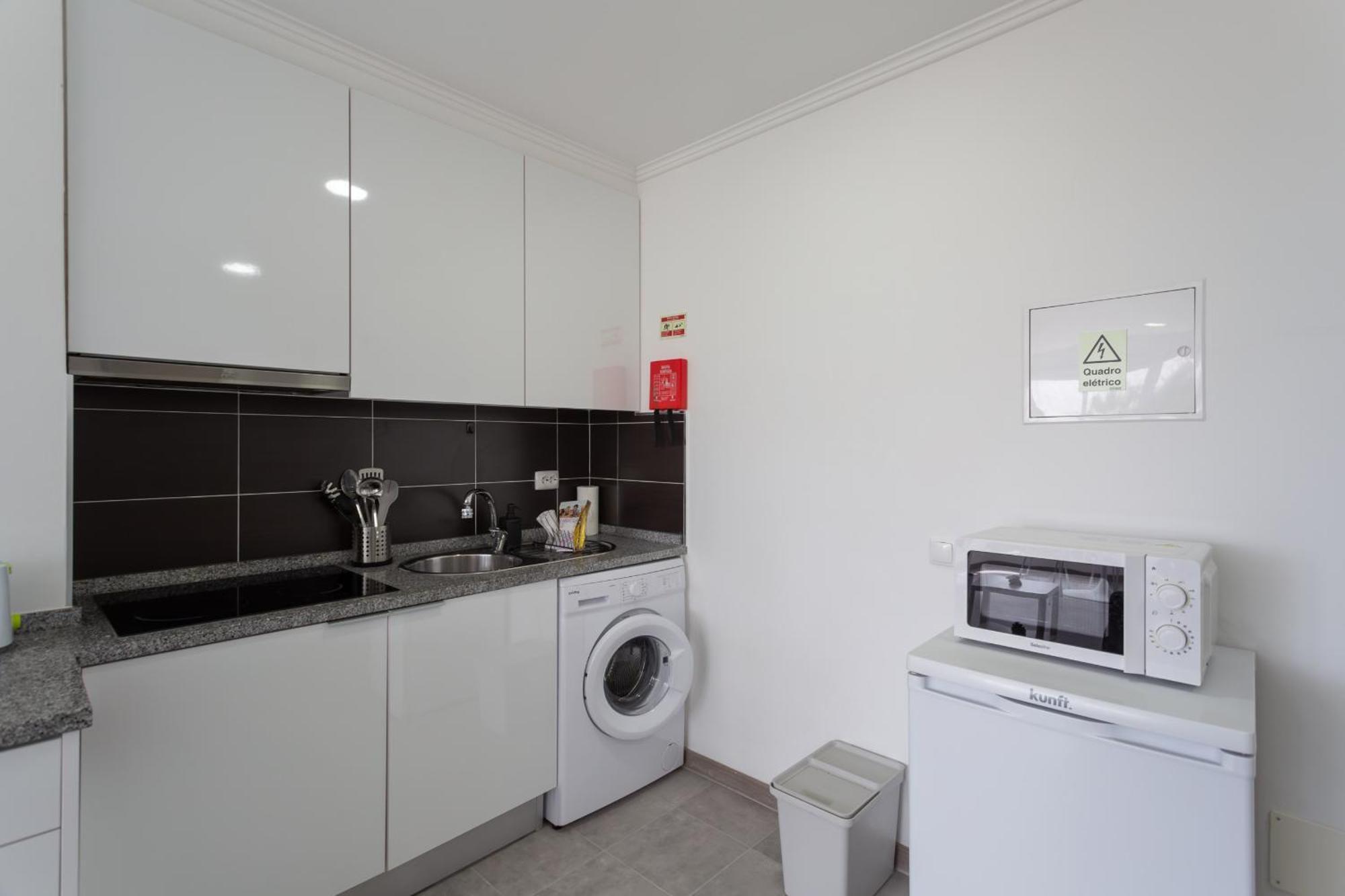 Beguest Beachfront Apartment Caparica Lisbon กอสตา ดา กาปาริกา ภายนอก รูปภาพ